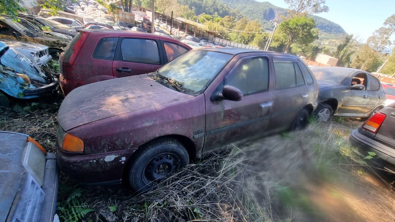 VW/GOL 16v, PLACA IHN-0122, ANO/MODELO 1998/1999