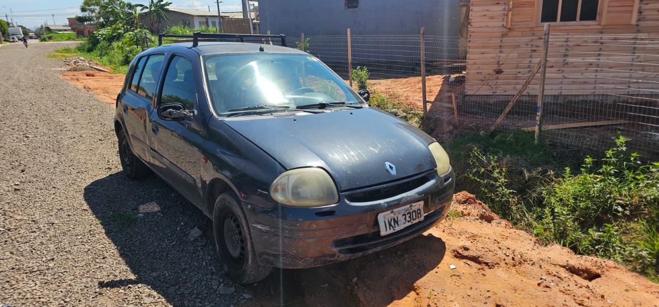 RENAULT/CLIO RL 1.0 PLACA IKN-3308 ANO/MODELO 2002/2002
