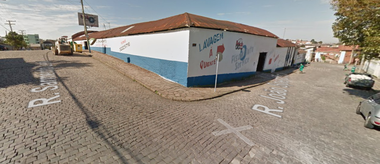 PAVILHÃO INDUSTRIAL SOBRE TERRENO COM ÁREA DE 3.929,40m² NO BAIRRO CRISTO REDENTOR EM CAXIAS DO SUL