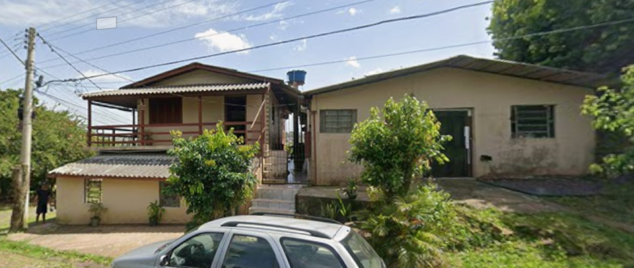 TERRENO DE ESQUINA COM 580m² COM DUAS CASA EM NOVO HAMBURGO/RS