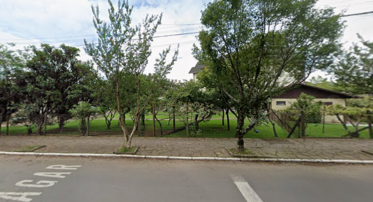 Terreno (foto 2 de 3)