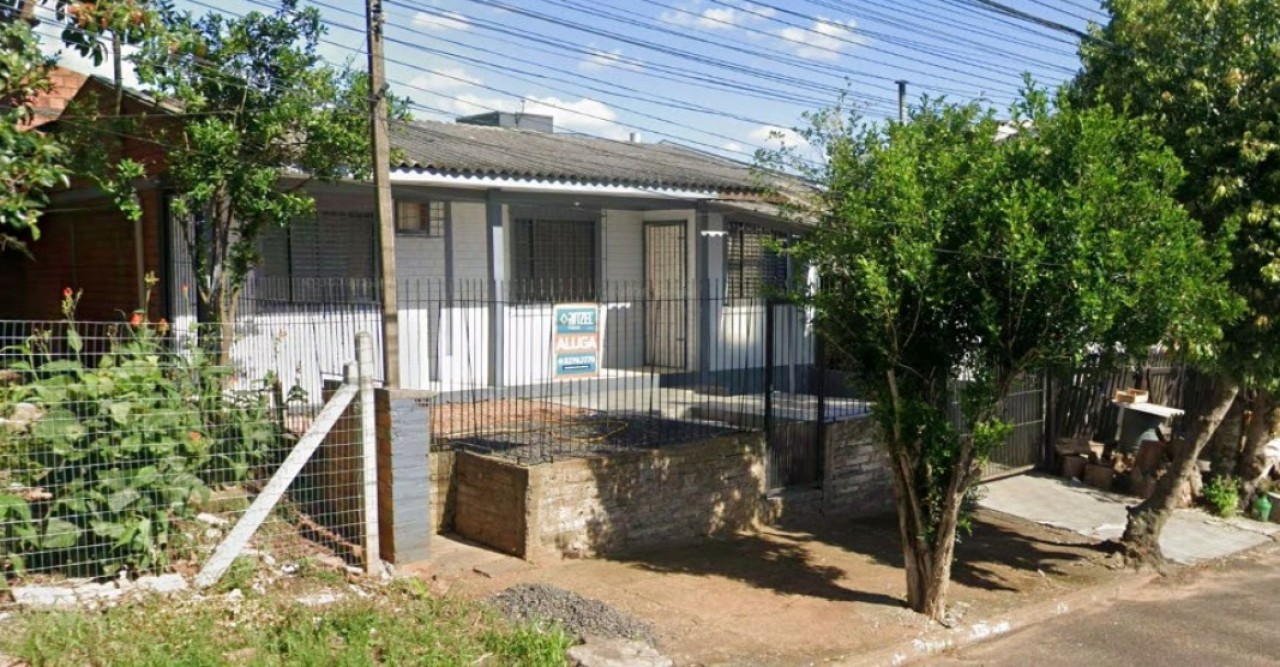 TERRENO COM 310m² E UMA CASA COM ÁREA DE 66,24m² EM ESTÂNCIA VELHA/RS