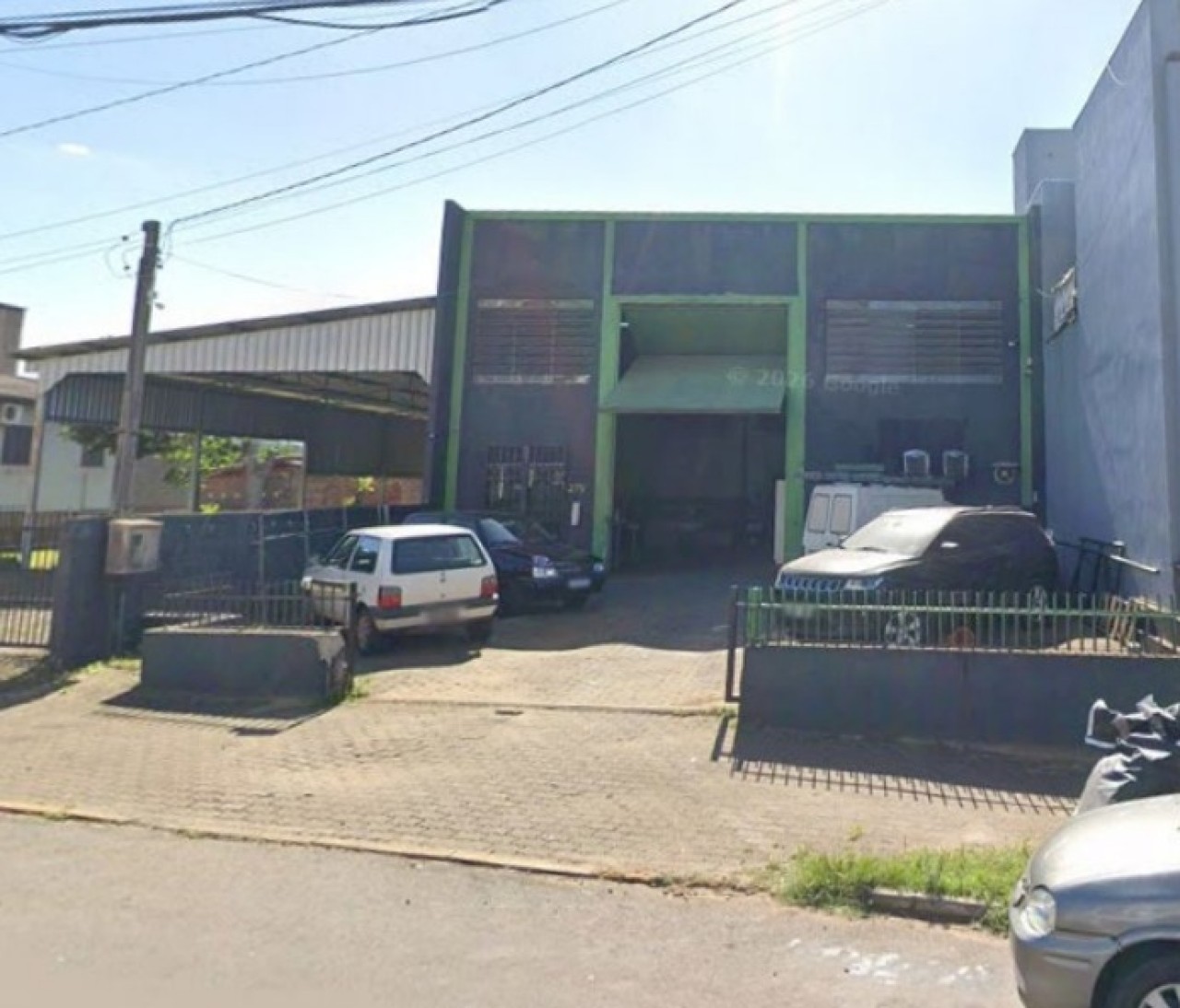 TERRENO CONTENDO PAVILHÃO INDUSTRIAL COM 272,40m² EM IVOTI/RS