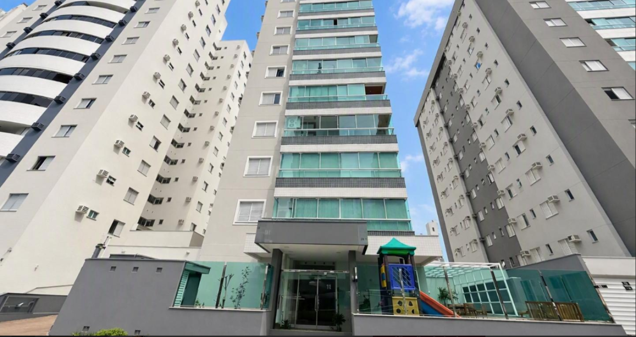 BOX DE GARAGEM Nº 53 NO EDIFÍCIO DINAMARCA EM BLUMENAU/SC — leilão em BLUMENAU/SC